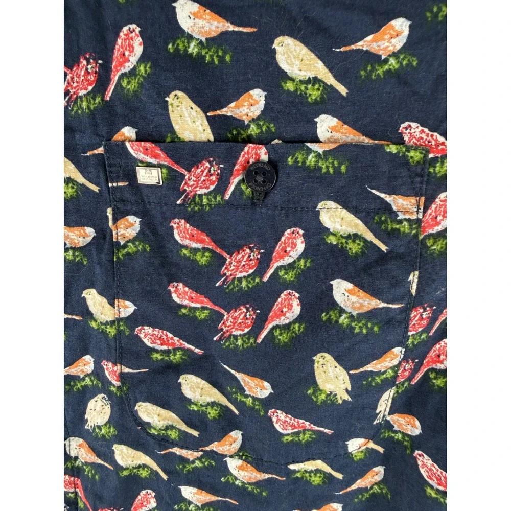 Weekend Offender Button Down Shirt Mens Large‎ Navy Blue Bird Print Short Sleeve